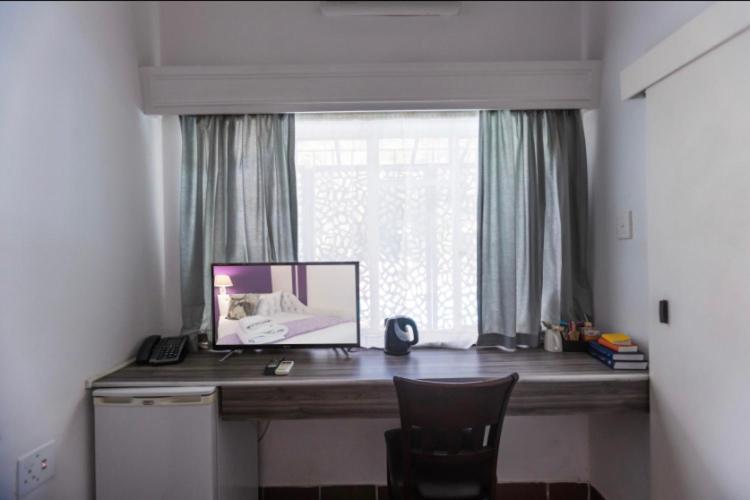 Cajori Hotel 팔라보르와 외부 사진