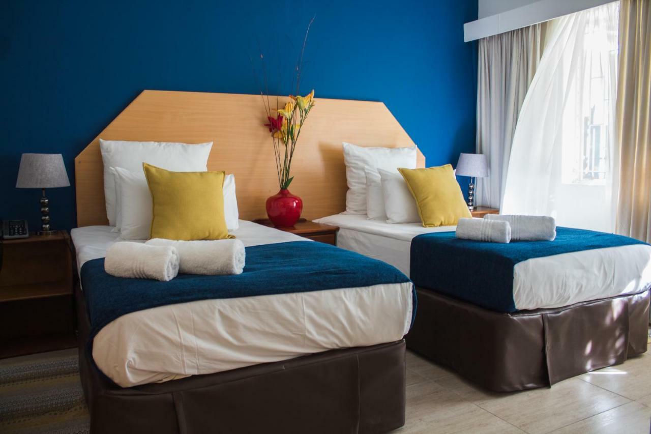Cajori Hotel 팔라보르와 외부 사진